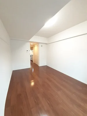 のマンスリーマンション・ウィークリーマンション「Ｃｕｏｒｅ 103・洋室(No.1360688)」メイン画像