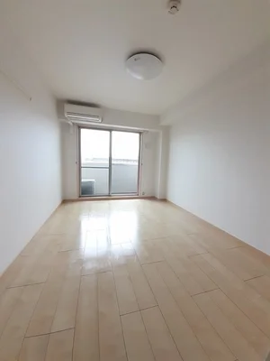 のマンスリーマンション・ウィークリーマンション「ＪＯＹＯＵＳ　ＬＩＦＥ 302・洋室(No.1360743)」メイン画像