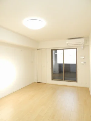 のマンスリーマンション・ウィークリーマンション「ジェイドイースト 206・洋室(No.1360764)」メイン画像