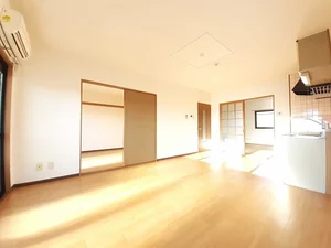 のマンスリーマンション・ウィークリーマンション「サンヴィレッジ宮園 201・洋室(No.1360777)」メイン画像