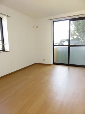 のマンスリーマンション・ウィークリーマンション「リヴェ－ル四の湯Ａ 201・洋室(No.1360807)」メイン画像