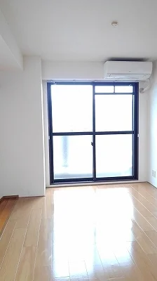 のマンスリーマンション・ウィークリーマンション「ソレーユ，松岡 301・洋室(No.1360819)」メイン画像