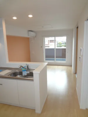 のマンスリーマンション・ウィークリーマンション「アルバーダ・ＭⅢ 203・洋室(No.1360829)」メイン画像