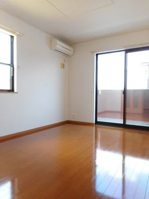 日向市のマンスリーマンション・ウィークリーマンション「ＰｉｎｅＴｒｅｅＢ 103・DK(No.1360850)」メイン画像