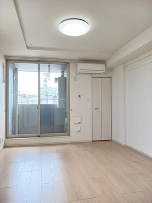 東静岡駅（静岡県）のマンスリーマンション・ウィークリーマンション「サニーカーサ 201・洋室(No.1360935)」メイン画像