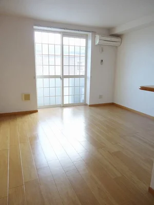 西尾市のマンスリーマンション・ウィークリーマンション「シャン・ド・フルールⅡ 202・洋室(No.1360960)」メイン画像