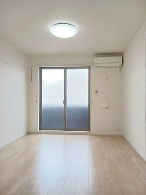 のマンスリーマンション・ウィークリーマンション「サンリット１２ 102・洋室(No.1360966)」メイン画像