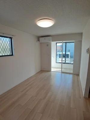 のマンスリーマンション・ウィークリーマンション「ラ・メゾン・エクランⅡ 105・洋室(No.1360994)」メイン画像