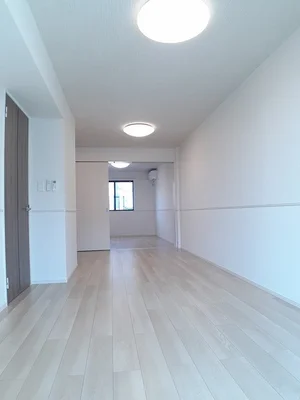 のマンスリーマンション・ウィークリーマンション「アーバンハウス根来Ⅰ 102・洋室(No.1360999)」メイン画像