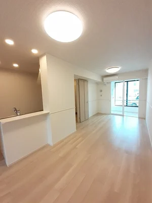 のマンスリーマンション・ウィークリーマンション「トレゾール　ドミール　Ⅰ棟 102・洋室(No.1361023)」メイン画像