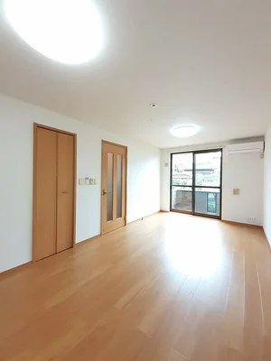 のマンスリーマンション・ウィークリーマンション「メゾネット　アイＡ 102・洋室(No.1361028)」メイン画像