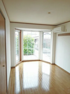 のマンスリーマンション・ウィークリーマンション「ＷｉｎｄｓＫｅａ－Ｌａｎｉ　Ｂ 103・和室(No.1361036)」メイン画像