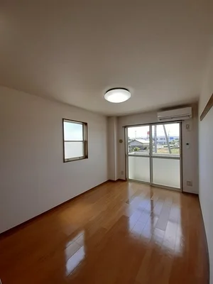 のマンスリーマンション・ウィークリーマンション「ジョイフル　井上 201・洋室(No.1361071)」メイン画像