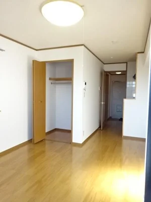 のマンスリーマンション・ウィークリーマンション「リヴアーサイド・Ⅱ 202・洋室(No.1361072)」メイン画像