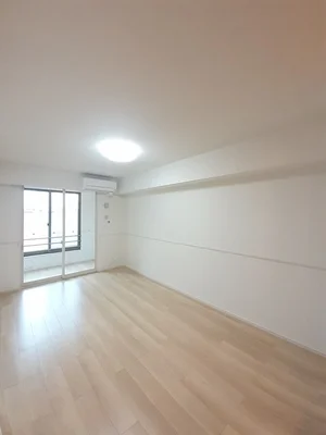 のマンスリーマンション・ウィークリーマンション「プレッソ太田Ⅳ 103・洋室(No.1361095)」メイン画像