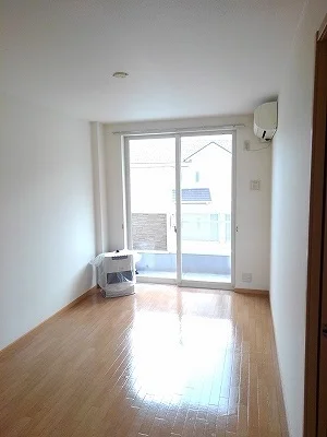 のマンスリーマンション・ウィークリーマンション「パラム壱番館 202・洋室(No.1361285)」メイン画像