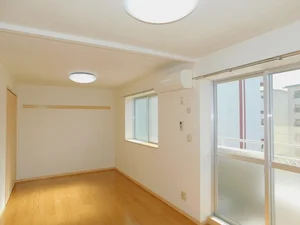 のマンスリーマンション・ウィークリーマンション「ディモーラ宝木 301・洋室(No.1361314)」メイン画像