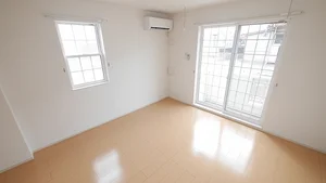 のマンスリーマンション・ウィークリーマンション「ユア　リガーレ 101・洋室(No.1361326)」メイン画像