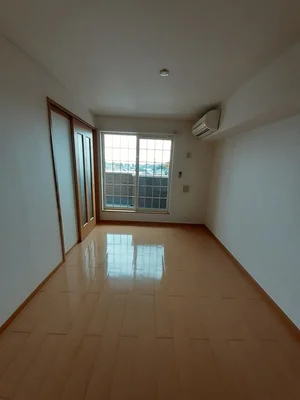 のマンスリーマンション・ウィークリーマンション「ロイヤルグレイス 202・洋室(No.1361332)」メイン画像