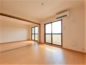 のマンスリーマンション・ウィークリーマンション「Ｙ’ｓシャングリーラ 404・洋室(No.1361367)」メイン画像