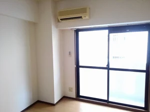 のマンスリーマンション・ウィークリーマンション「シェソワＰａｒｔⅢ 101・洋室(No.1361405)」メイン画像