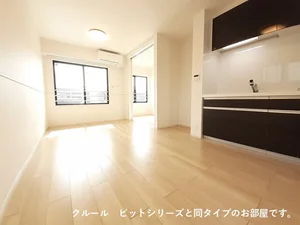 のマンスリーマンション・ウィークリーマンション「ロイヤル　エンブレム 203・洋室(No.1361443)」メイン画像