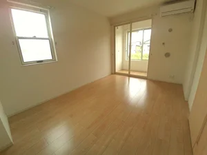 のマンスリーマンション・ウィークリーマンション「ベル　フィオーレ 103・洋室(No.1361469)」メイン画像