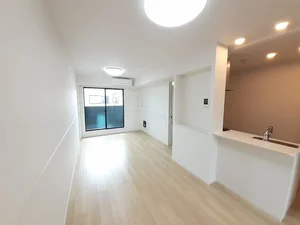 のマンスリーマンション・ウィークリーマンション「グランコート　ヌクイ 205・洋室(No.1361480)」メイン画像