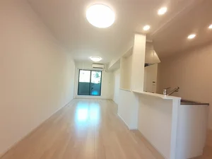 のマンスリーマンション・ウィークリーマンション「ホワイトストーク長田 202・洋室(No.1361482)」メイン画像