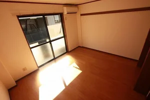 のマンスリーマンション・ウィークリーマンション「十楽ハイツ 201・洋室(No.1361643)」メイン画像