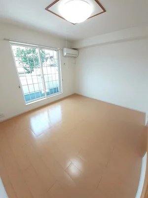 岡山県のマンスリーマンション・ウィークリーマンション「メゾン　ド　コリーヌⅡ 201・洋室(No.1361743)」メイン画像