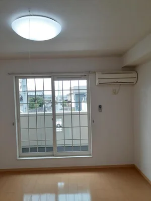 のマンスリーマンション・ウィークリーマンション「ブリリアント寺家 202・洋室(No.1361750)」メイン画像