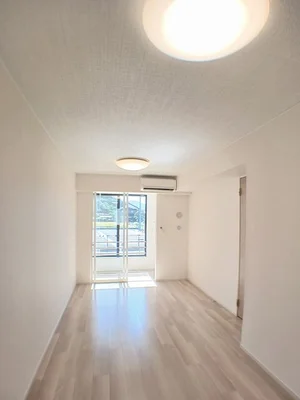 のマンスリーマンション・ウィークリーマンション「グランシャリオ　アルファ　Ｂ 104・洋室(No.1361775)」メイン画像