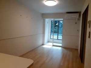 長野県のマンスリーマンション・ウィークリーマンション「マロングローブイン軽井沢 105・洋室(No.1361826)」メイン画像