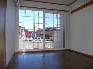 のマンスリーマンション・ウィークリーマンション「プラースⅢ 105・和室(No.1361830)」メイン画像