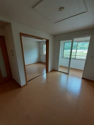 のマンスリーマンション・ウィークリーマンション「サニーハイツ・天神東棟 202・洋室(No.1361838)」メイン画像