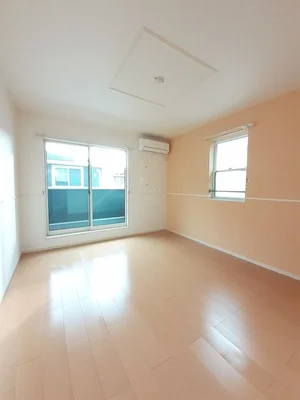 のマンスリーマンション・ウィークリーマンション「ベラ　クオーレⅡ 203・洋室(No.1361889)」メイン画像