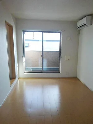 のマンスリーマンション・ウィークリーマンション「Ｆｒａｇｒａｎｔ　ｅａｓｔⅠ 302・洋室(No.1361924)」メイン画像