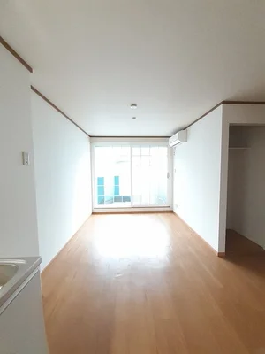 のマンスリーマンション・ウィークリーマンション「メゾン．ド　ファミーユＤ 202・洋室(No.1361932)」メイン画像