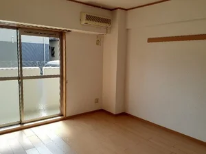 のマンスリーマンション・ウィークリーマンション「リヴィエール黄金 102・洋室(No.1361970)」メイン画像