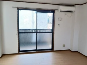 のマンスリーマンション・ウィークリーマンション「シームリー・ハウス 203・洋室(No.1361971)」メイン画像