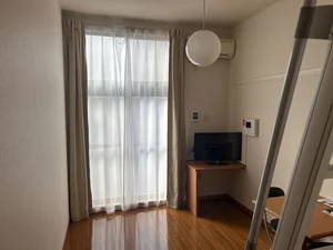 のマンスリーマンション・ウィークリーマンション「レオパレスラーク 111(No.1362122)」メイン画像