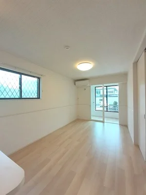 のマンスリーマンション・ウィークリーマンション「マウロア 101・洋室(No.1362170)」メイン画像