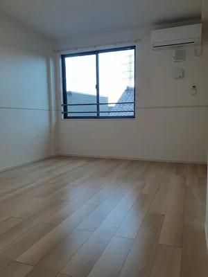 のマンスリーマンション・ウィークリーマンション「ロジュマン・ド・リラ 202・洋室(No.1362188)」メイン画像