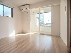 のマンスリーマンション・ウィークリーマンション「マーレ・カイＤ 103・洋室(No.1362348)」メイン画像