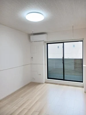 のマンスリーマンション・ウィークリーマンション「ヒカルサ見付サウスⅠ 202・洋室(No.1362397)」メイン画像