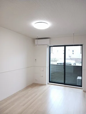 静岡県のマンスリーマンション・ウィークリーマンション「ヒカルサ見付サウスⅠ 102・洋室(No.1362400)」メイン画像