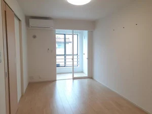 のマンスリーマンション・ウィークリーマンション「プラウド　内免Ⅰ 101・洋室(No.1362425)」メイン画像