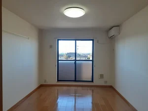 砺波市のマンスリーマンション・ウィークリーマンション「メゾン・ディナスティ 303・洋室(No.1362431)」メイン画像