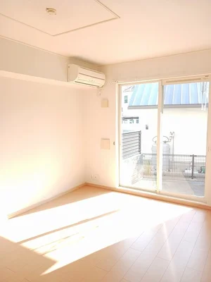 のマンスリーマンション・ウィークリーマンション「ラフィーネ不動上郷Ｃ 102・洋室(No.1362583)」メイン画像